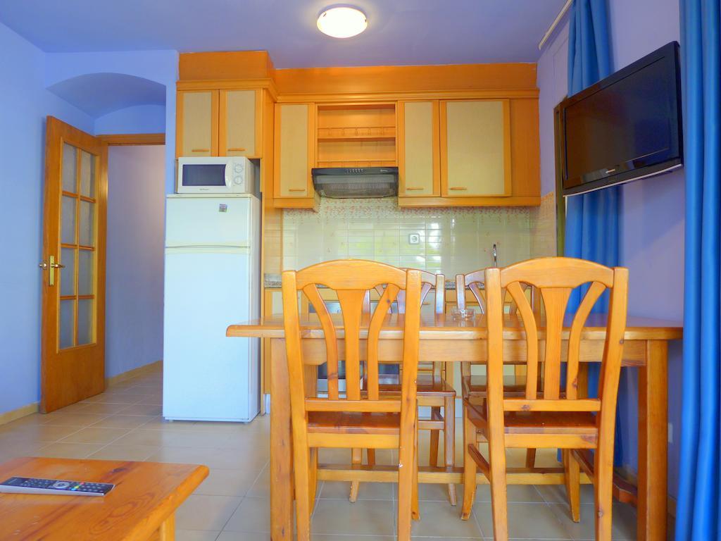 Rentalmar Diplomatic Park Salou Zimmer foto